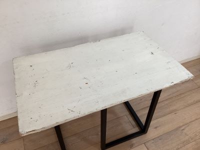 天板「3」600×1000㎜<br />
×1　※共通家具のため先着順です<br />
　　 ※事前申込は2枚までです