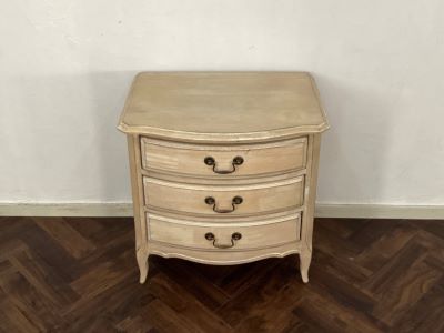 18）W525×D420×H560mm　<br />
 ×1