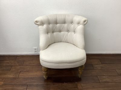 7）W670×D610×H710 SH390mm<br />
×1