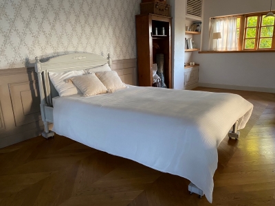 3）W1350 D2130 H1070 SH420mm<br />
セミダブル×1 ベッドカバー2000×2000 枕カバー450×600