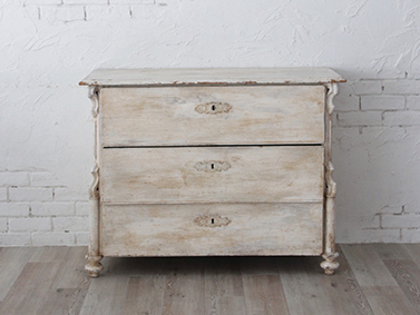 11）W1040×D420×H810 mm<br />
×1