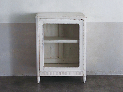 15）W660×D410×H890 mm<br />
×1