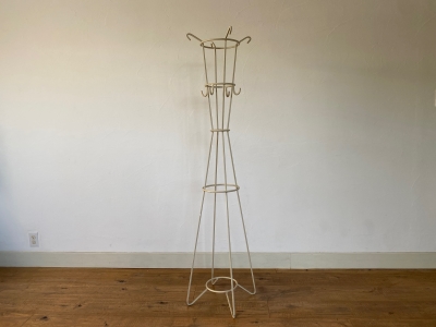 16）W450 D450 H1600mm<br />
下段フックH1260×1