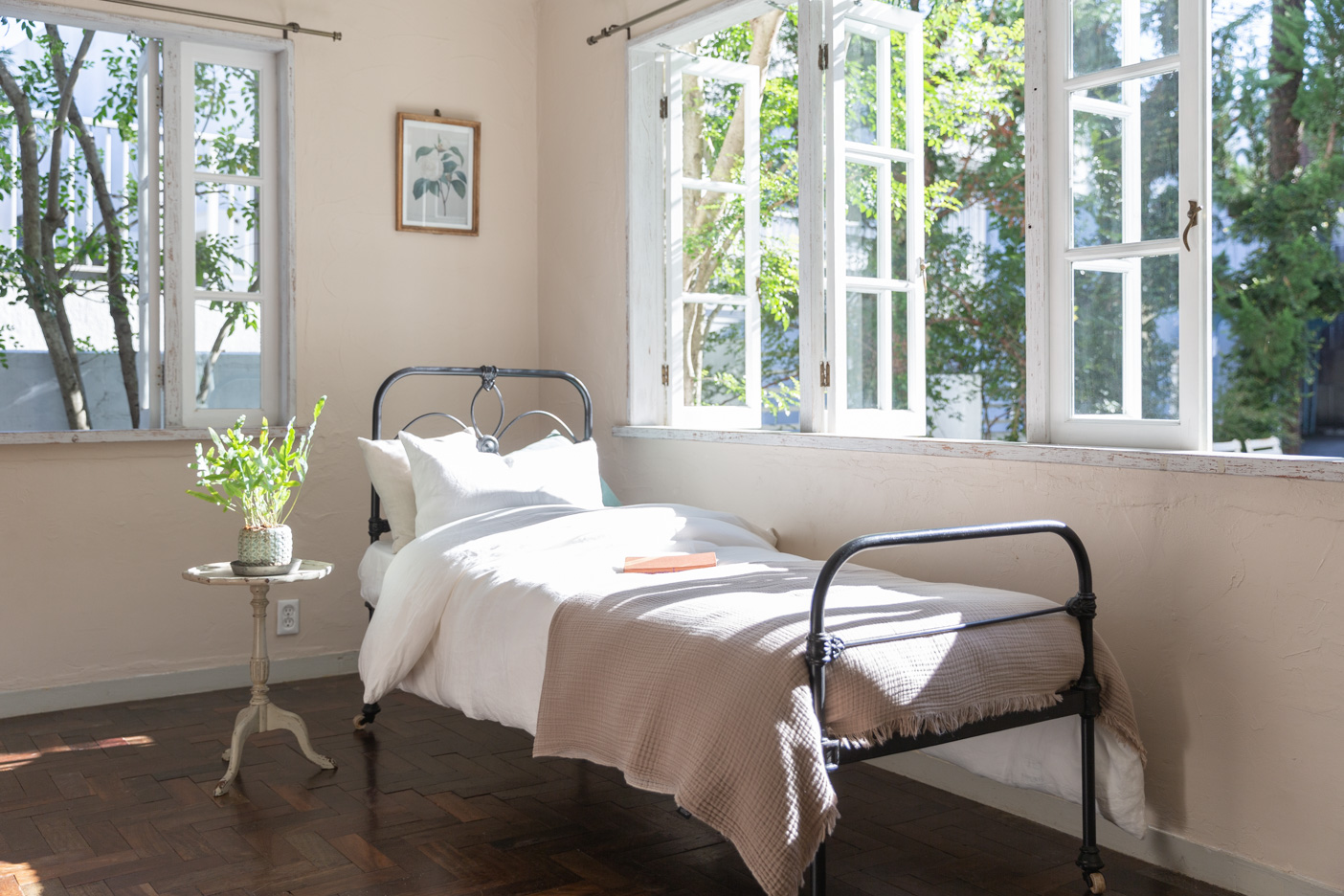 フレームベッド