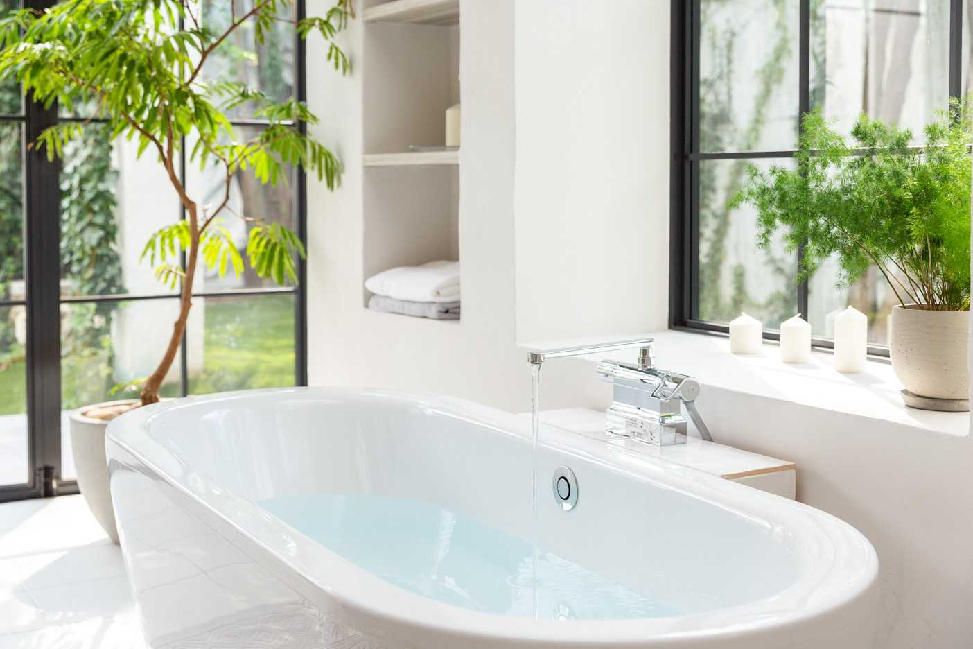 オシャレなバスルーム　風呂