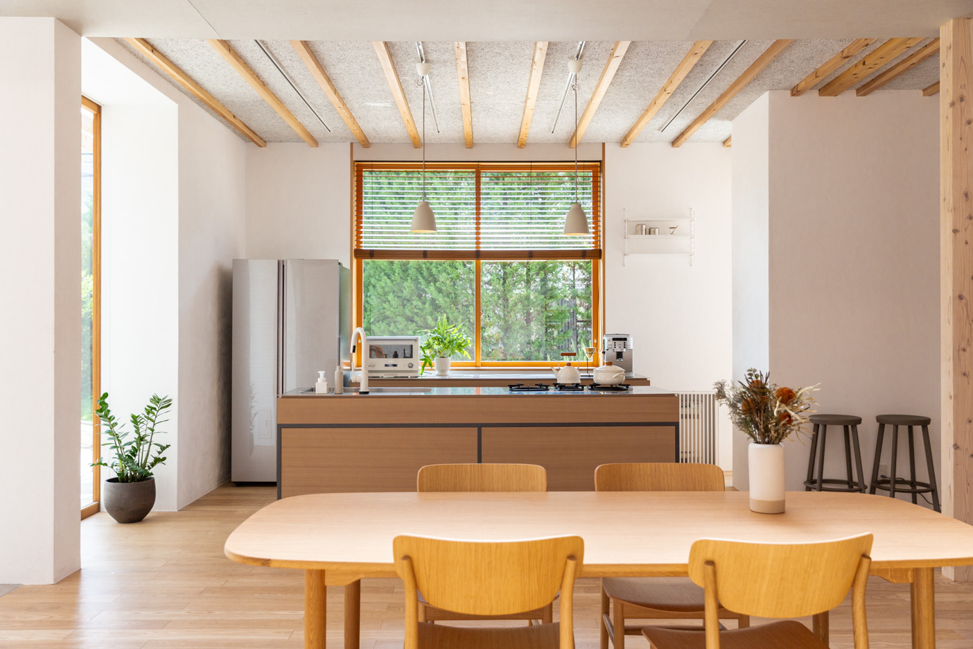 おしゃれなリビングダイニング