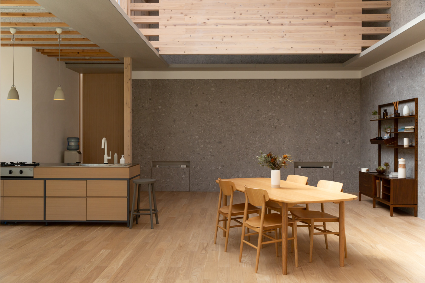 おしゃれなダイニングキッチン