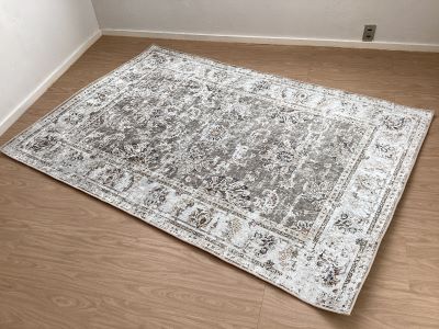 ラグ「5」W1900×H1300mm<br />
×1　※共通家具のため先着順です<br />
　　 ※事前申込は2枚までです