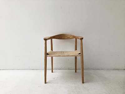 16）W650×D555×H750 SH450mm<br />
×1　ザ・チェア