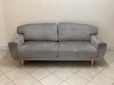 2）W1860×D810×H770 SH380mm<br />
 ×1<br />
グレーソファは6/23以降無くなります。