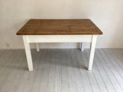 12）W1240×D820×H720mm<br />
×1