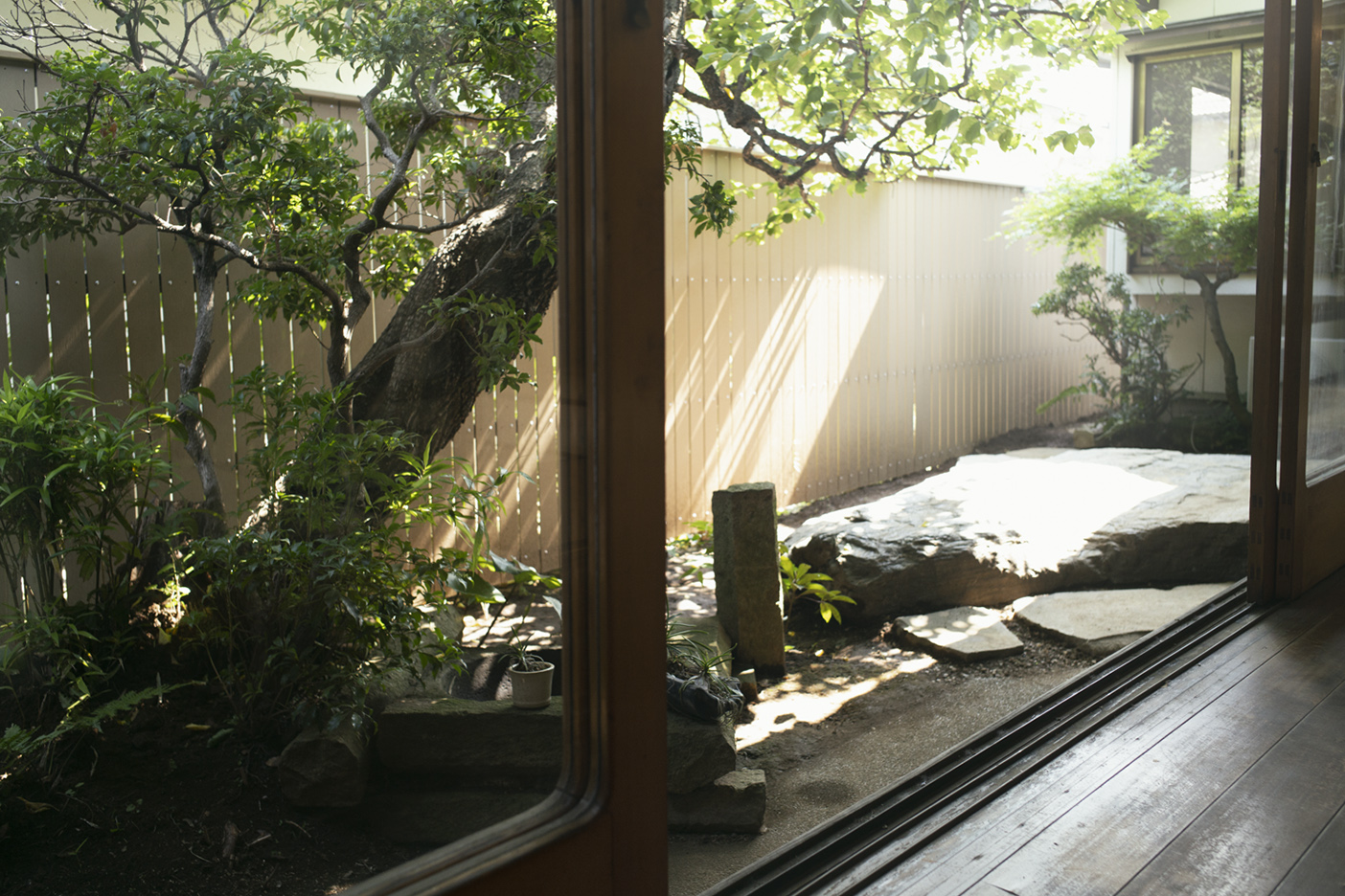 日本家屋　和　庭